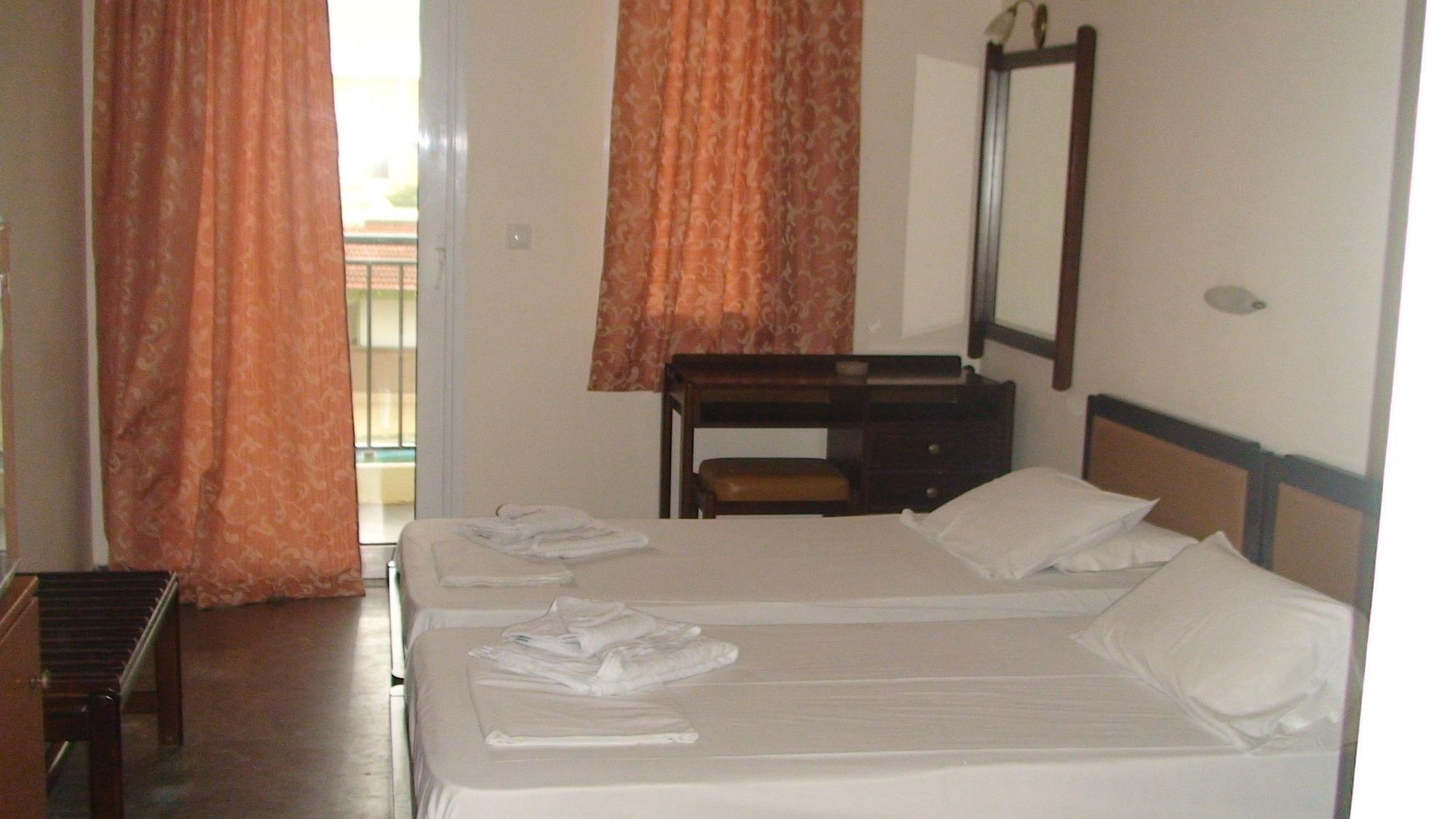 Ambrosia Hotel Mália Zewnętrze zdjęcie
