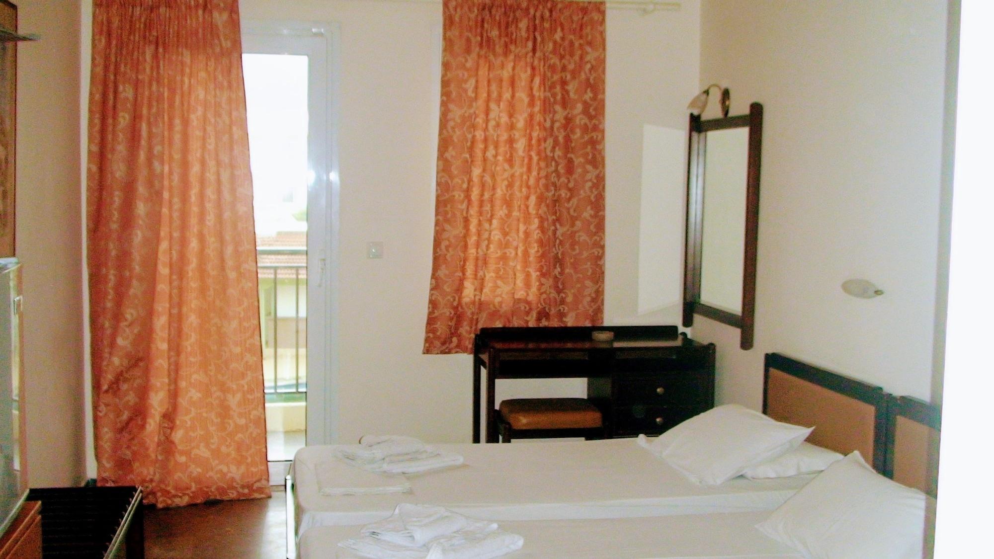 Ambrosia Hotel Mália Zewnętrze zdjęcie