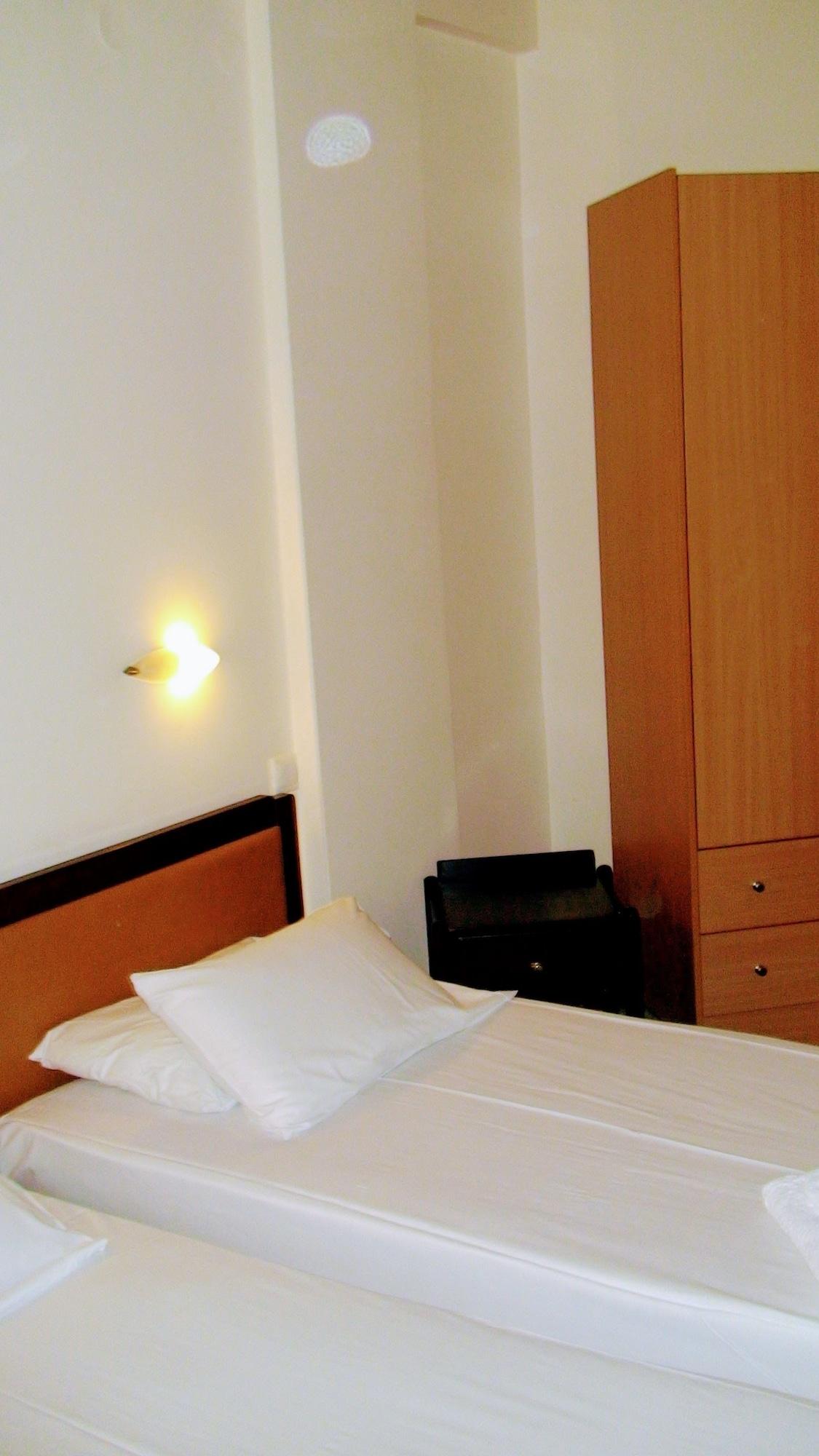 Ambrosia Hotel Mália Zewnętrze zdjęcie